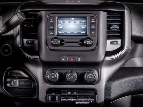 Used 2024 RAM 3500 Tradesman w/ Safety Group image 13