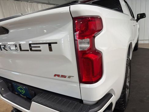 Certified 2022 Chevrolet Silverado 1500 RST w/ Z71 Off-Road Package AWD/4WD image 16