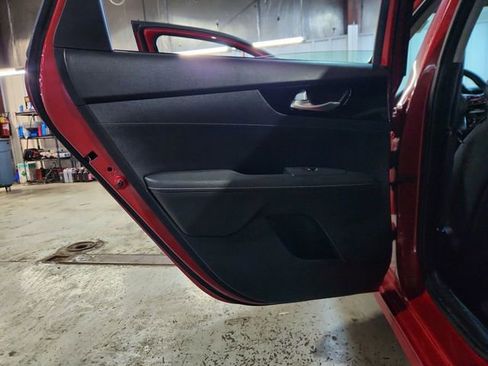 Used 2019 Kia Forte S w/ S Premium Package image 19