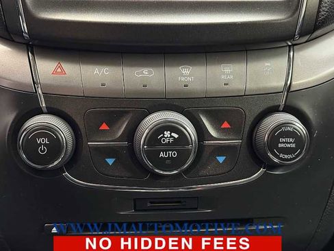 Used 2019 Dodge Journey Crossroad image 25