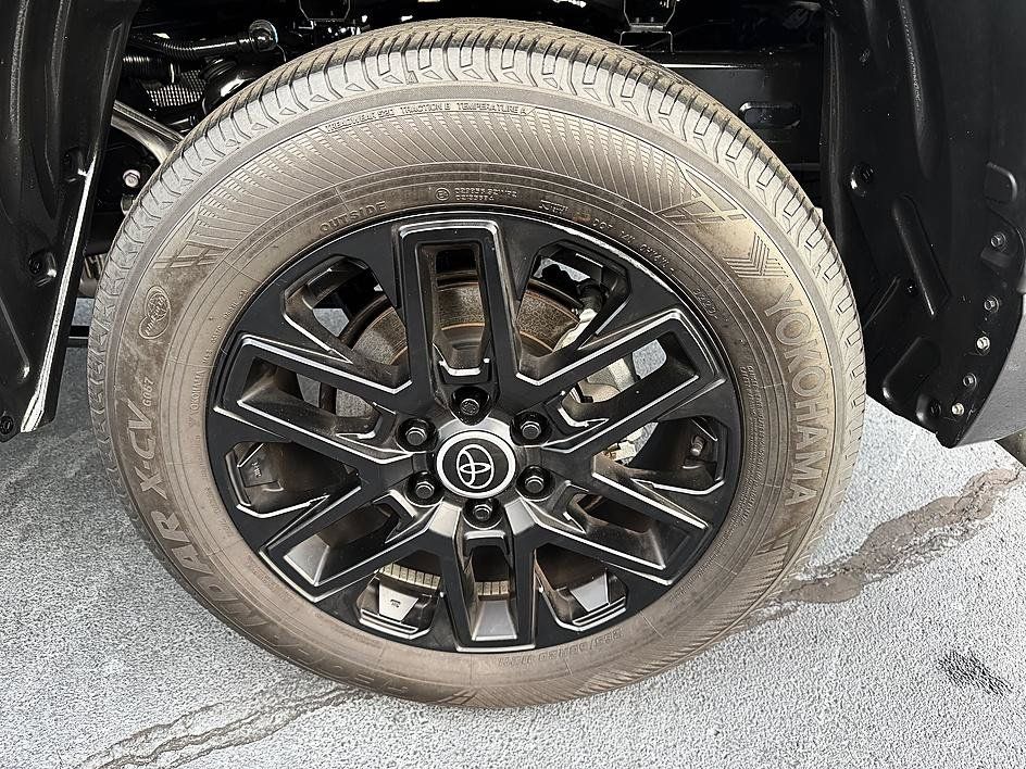Used 2024 Toyota Tundra Limited w/ Nightshade Package AWD/4WD image 24