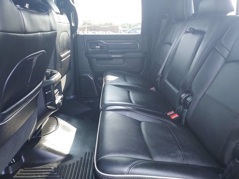Used 2022 RAM 2500 Limited AWD/4WD image 14