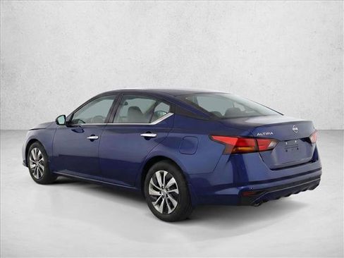 Used 2021 Nissan Altima 2.5 S w/ Driver Assist Package FWD image 5