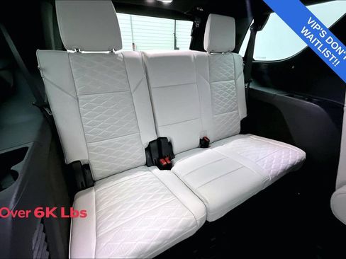 Used 2026 Cadillac Escalade V image 39