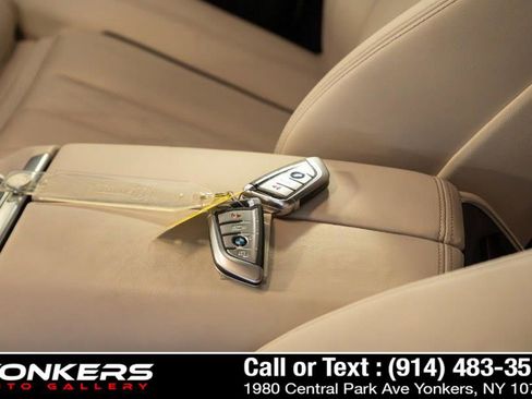 Used 2022 BMW X7 xDrive40i w/ Executive Package AWD/4WD image 69