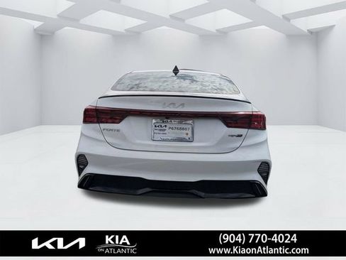 Used 2024 Kia Forte GT-Line w/ GT-Line Premium Package FWD image 4