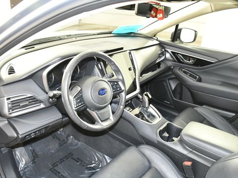 Used 2024 Subaru Outback Touring XT image 2