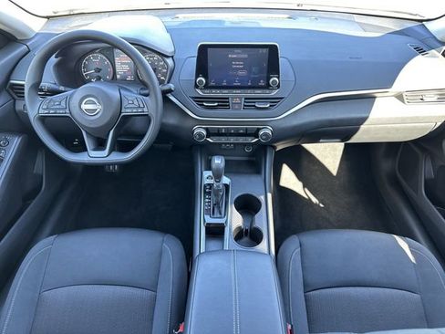 Certified 2025 Nissan Altima 2.5 S image 2