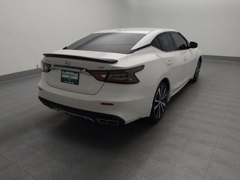 Used 2019 Nissan Maxima SR w/ Sport Mat Group FWD image 7