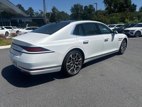 Used 2023 Genesis G90 3.5T AWD/4WD image 4