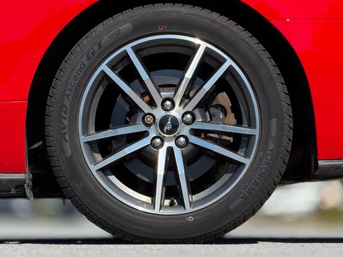 Used 2015 Ford Mustang GT Premium image 18