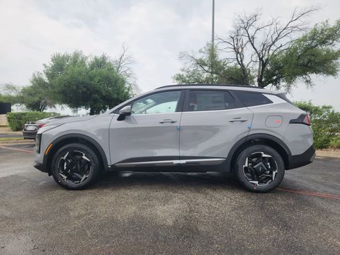 New 2026 Kia Sportage EX AWD/4WD image 4