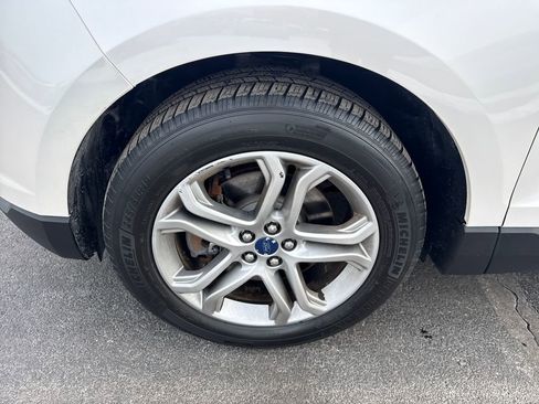 Used 2016 Ford Edge Titanium w/ Equipment Group 301A image 21