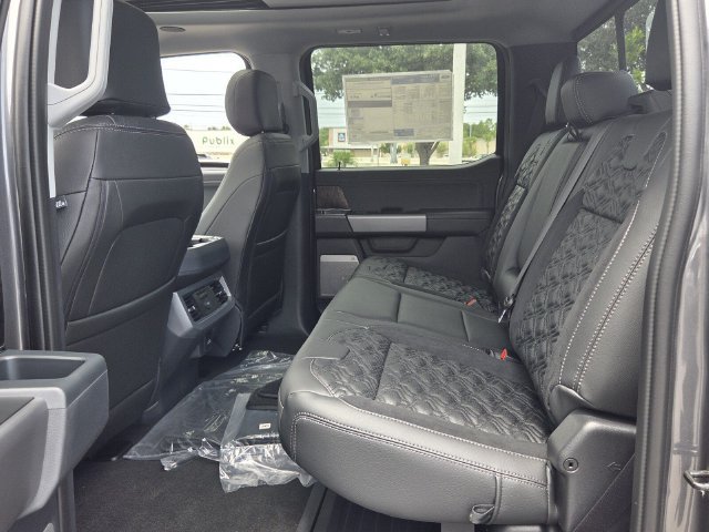 New 2026 Ford F250 Lariat w/ Black Appearance Package AWD/4WD image 14
