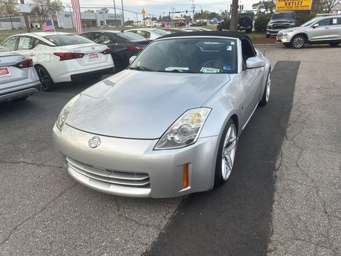 New 2024 RAM 2500 Tradesman w/ Safety Group AWD/4WD image 3