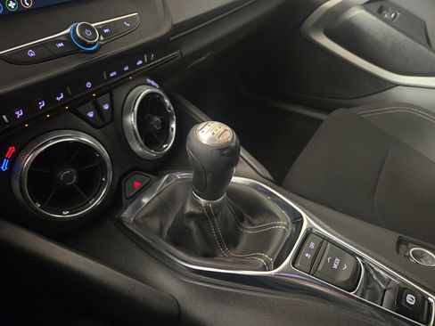 Used 2019 Chevrolet Camaro LT image 23