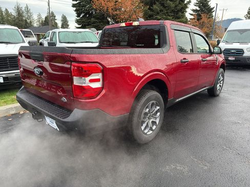 New 2025 Ford Maverick XLT w/ XLT Luxury Package image 4