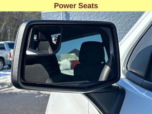 Used 2025 Chevrolet Silverado 1500 Custom image 8