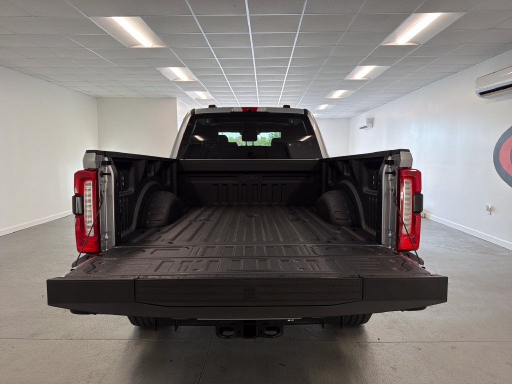 New 2027 Ford F250 Lariat w/ Black Appearance Package AWD/4WD image 7