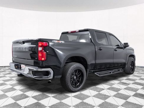 Used 2024 Chevrolet Silverado 1500 LT AWD/4WD image 20