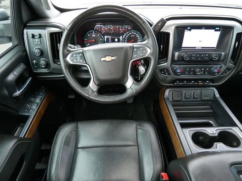Used 2017 Chevrolet Silverado 1500 LTZ w/ LTZ Plus Package AWD/4WD image 9