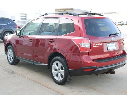 Used 2015 Subaru Forester 2.5i Premium image 5