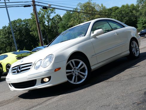 Used 2007 Mercedes-Benz CLK 350 2dr Coupe 3.5L image 90