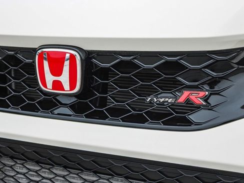 Used 2024 Honda Civic Type R image 6