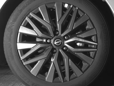 Used 2025 Nissan Altima 2.5 SV image 13