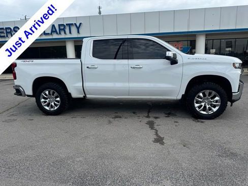 Used 2020 Chevrolet Silverado 1500 LTZ w/ LTZ Plus Package AWD/4WD image 2