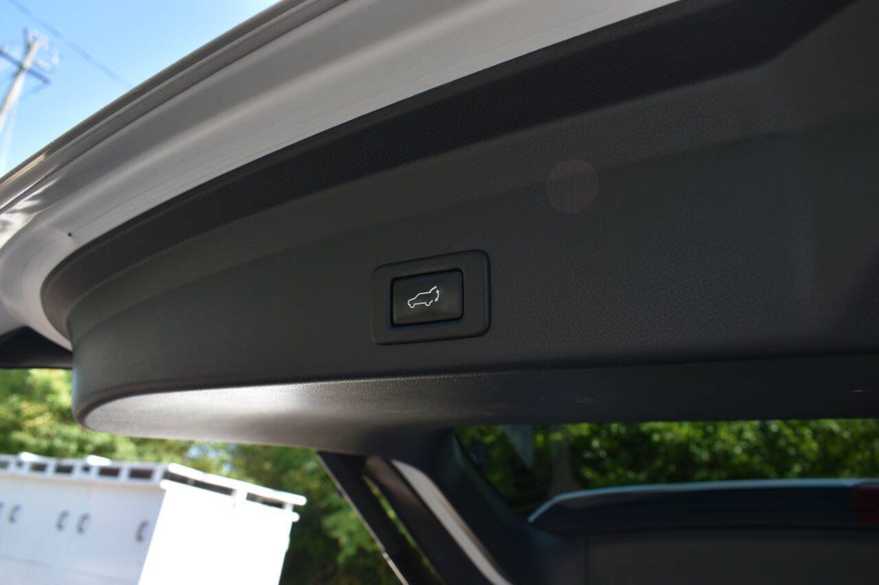 Used 2019 Subaru Ascent Touring AWD/4WD image 12