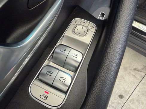 Used 2025 Mercedes-Benz GLE 350 4MATIC image 38