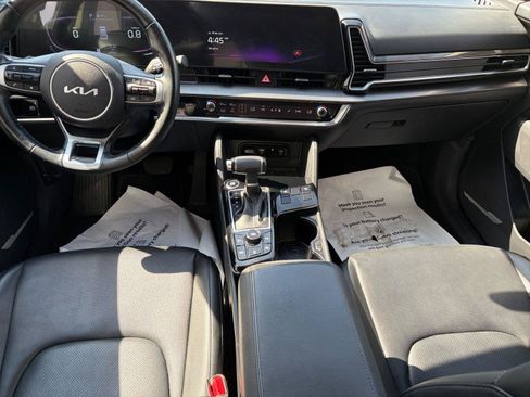 Used 2024 Kia Sportage EX FWD image 10