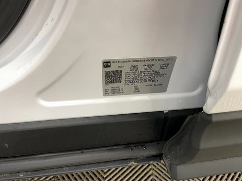 Certified 2024 Chevrolet Equinox Premier image 31