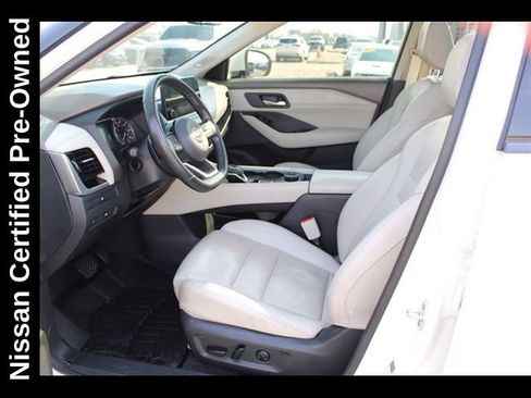 Certified 2023 Nissan Rogue SL w/ SL Premium Package AWD/4WD image 17