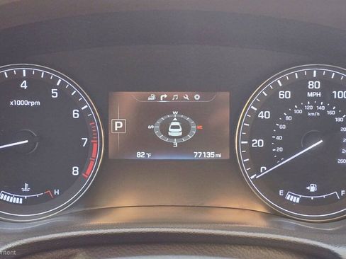 Used 2015 Hyundai Genesis 3.8 AWD/4WD image 30