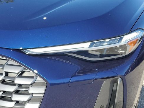 New 2025 Audi Q5 Premium Plus image 11