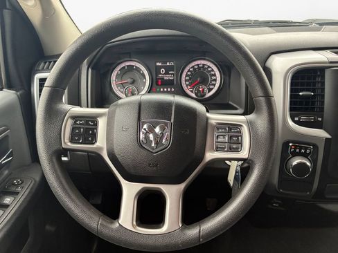Used 2022 RAM 1500 Classic SLT image 21
