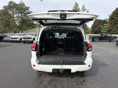 Used 2019 Toyota Sequoia TRD Sport w/ TRD Sport Premium Package AWD/4WD image 11