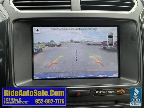 Used 2017 Ford Explorer XLT w/ Equipment Group 201A AWD/4WD image 22