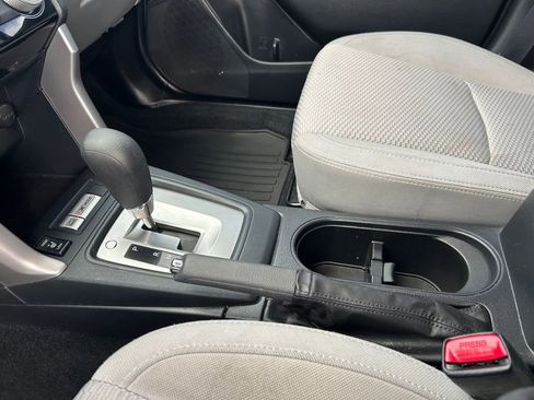 Used 2017 Subaru Forester 2.5i Premium w/ Protection Package #1 AWD/4WD image 18