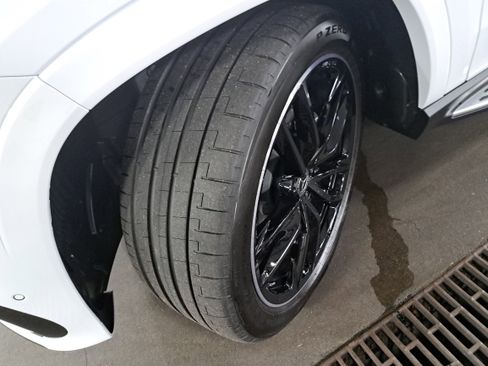 New 2026 Mercedes-Benz GLS 450 4MATIC image 33