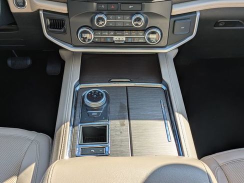 Certified 2024 Ford Expedition Limited RWD image 19