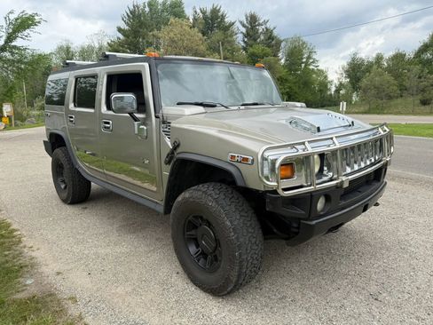 Used 2004 HUMMER H2 AWD/4WD image 4