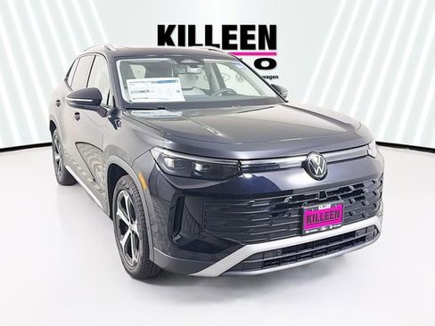 New 2026 Volkswagen Tiguan SE FWD image 1