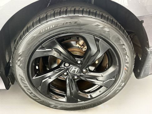 Used 2020 Honda Accord EX-L image 11