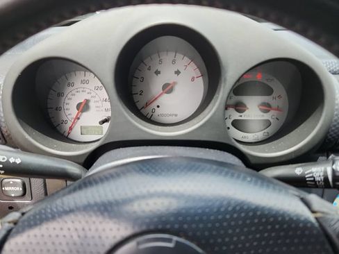 Used 2000 Toyota MR2 RWD image 10