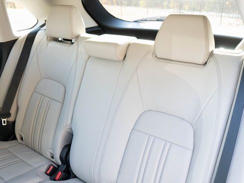 Certified 2026 Honda HR-V EX-L image 18