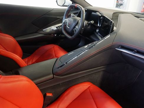 Used 2024 Chevrolet Corvette Stingray Convertible w/ 1LT image 21