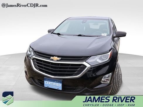 Used 2020 Chevrolet Equinox LS w/ LS Convenience Package FWD image 3